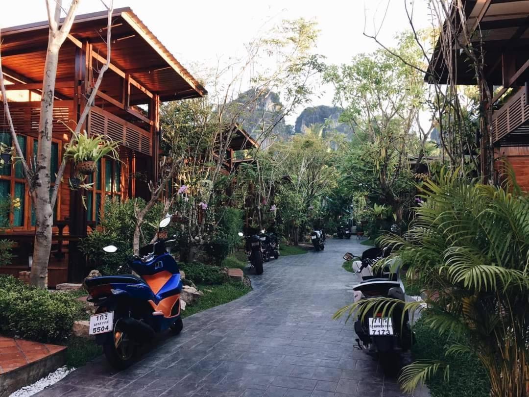 Areeya Phubeach Resort Wooden House Ban Chong Phli Exterior foto